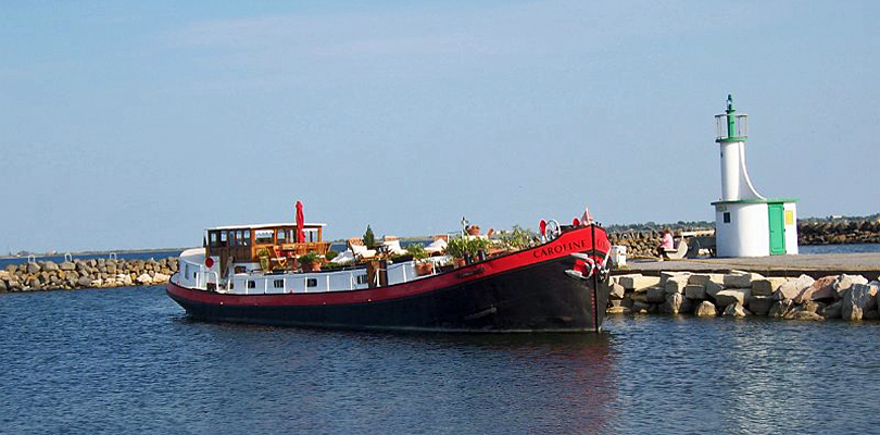Caroline barge cruise on Canal du Midi, South of France