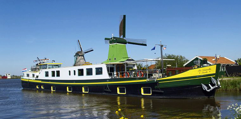 La Nouvelle Etoile barge cruise in Holland and Belgium with spring tulip and 2 country cruises
