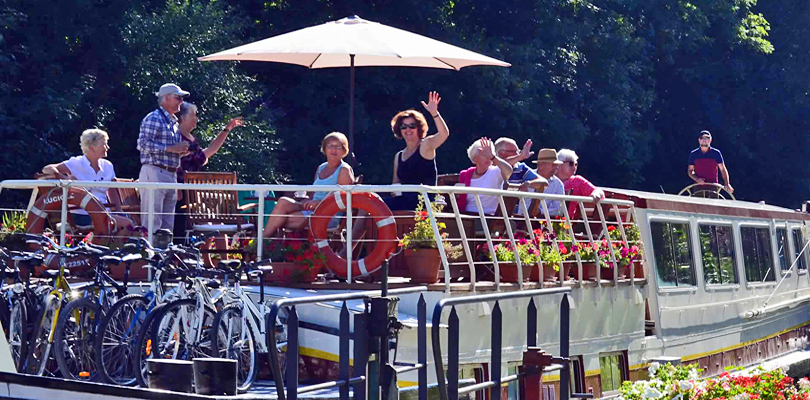 Luciole passengers on deck