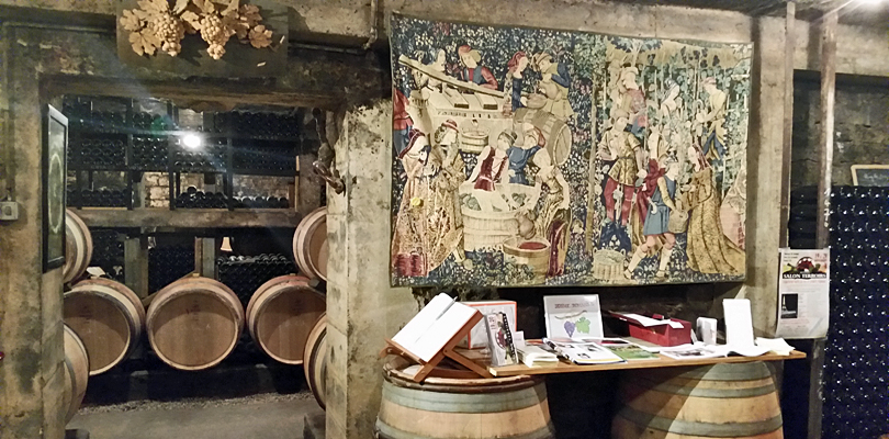 Magnolia wine cellar visits and tastings