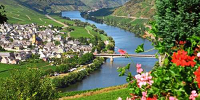 Moselle River valley between Germany and Luxembourg