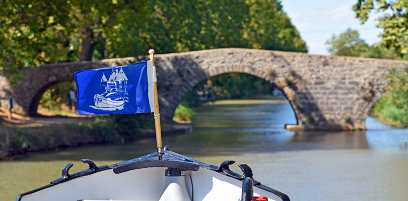 Anjodi on Canal du Midi