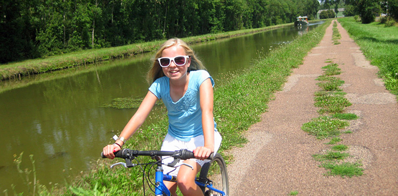 Elisabeth family fun biking