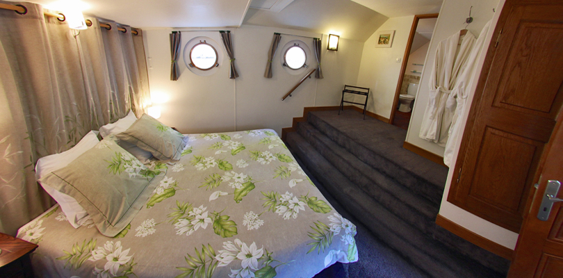 Enchante double stateroom