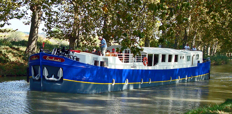 Enchante cruising the Canal du Midi