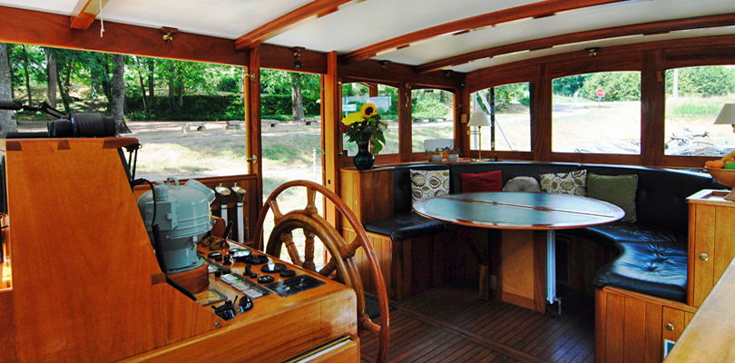 Randle wheelhouse and dining area