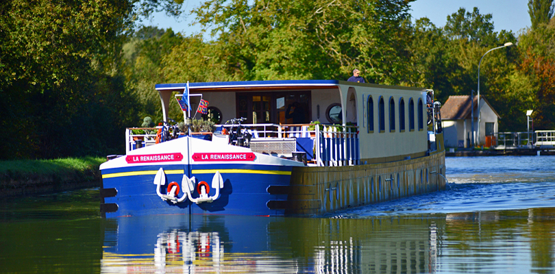 Renaissance cruising Upper Loire