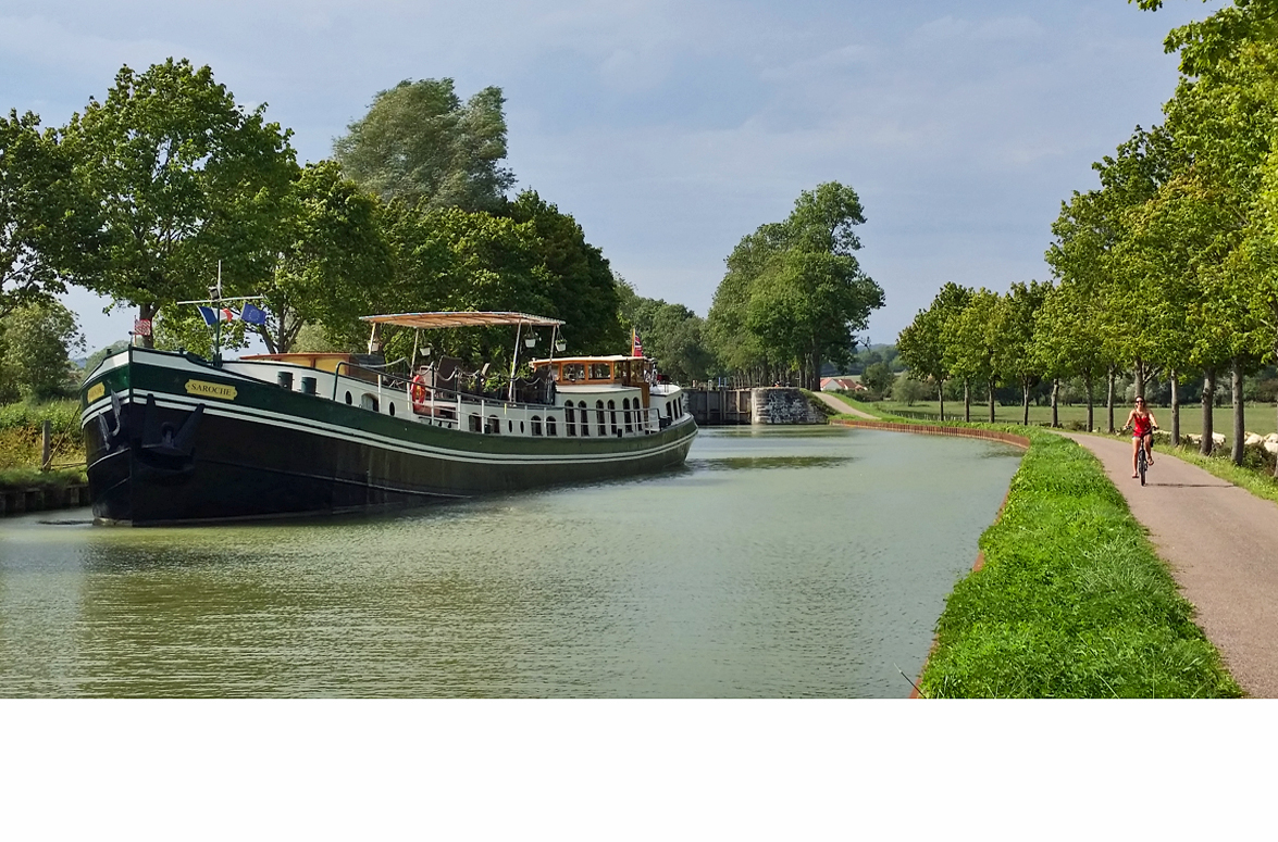 Saroche leaving canal lock