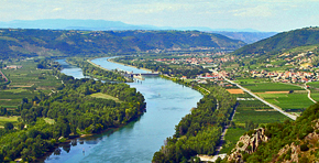 Cruising the Rhone River in Provence