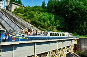 Panache on Azviller lift in Alsace