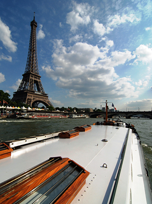Randle cruising in Paris on the Seine