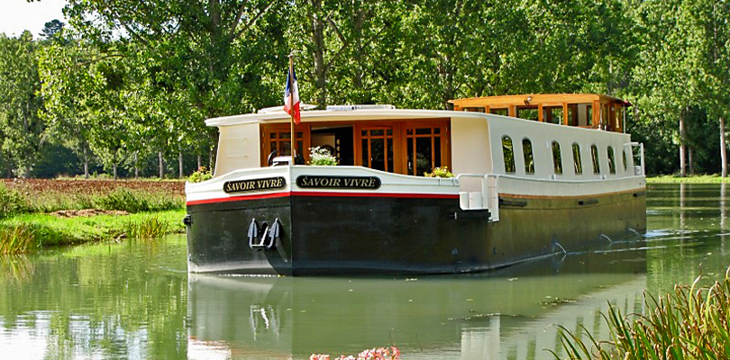 Savoir Vivre barge cruise on Southern Burgundy Canal, France